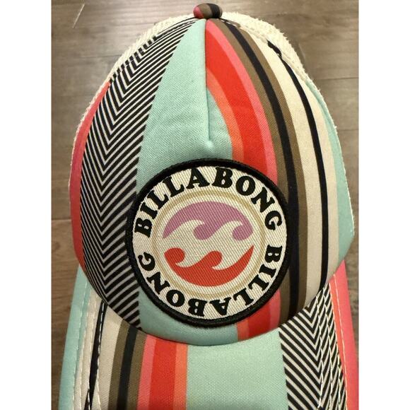 Billabong Womens White Blue Beach Logo Adjustable SnapBack Trucker Hat Mesh Cap - Picture 3 of 8